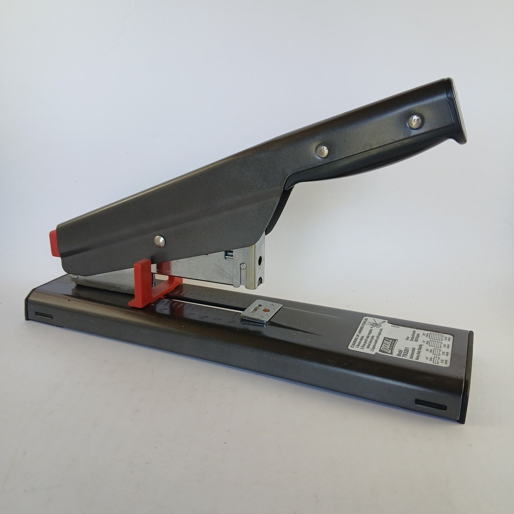 Quill Heavy Duty Stapler Heavy Duty #793201 Antimicrobial